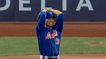 マウンドで頭を抱える千賀滉大